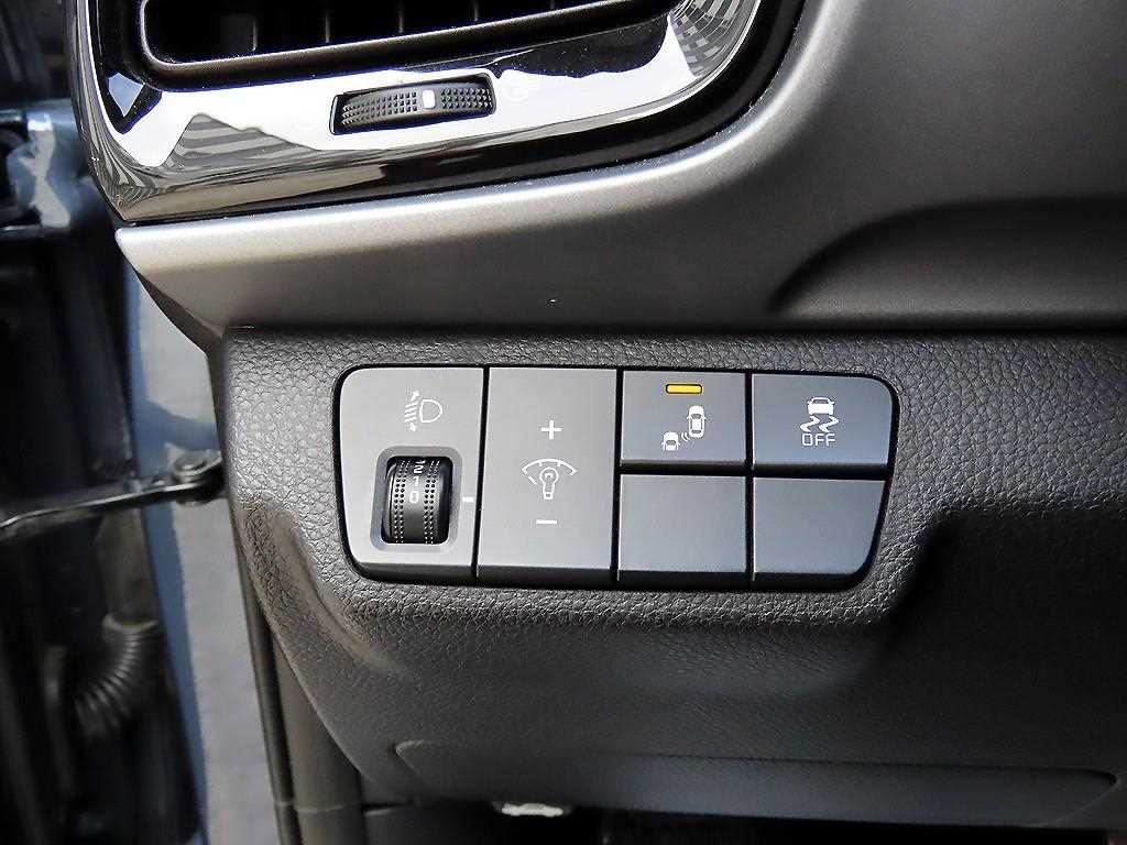 KIA Stonic - Vista 12