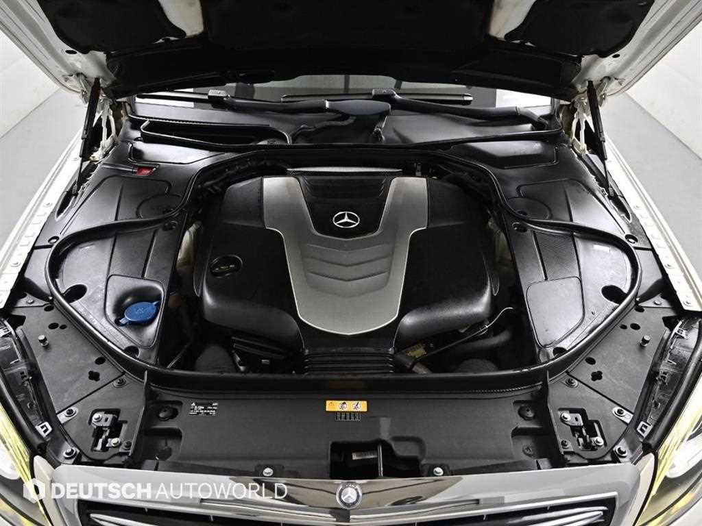 Mercedes Benz S Class - Vista 7