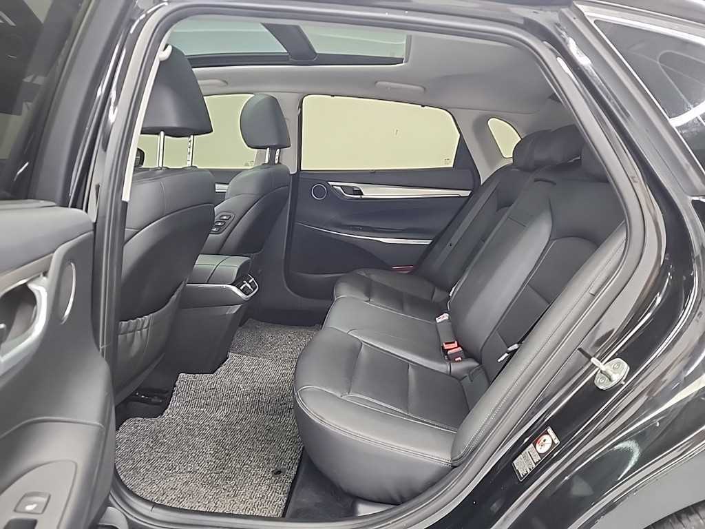 HYUNDAI Grandeur - Vista 12