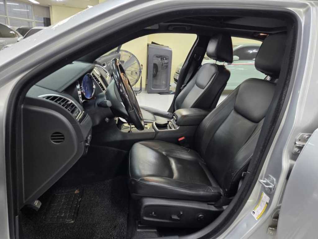 Chrysler 300C - Vista 7