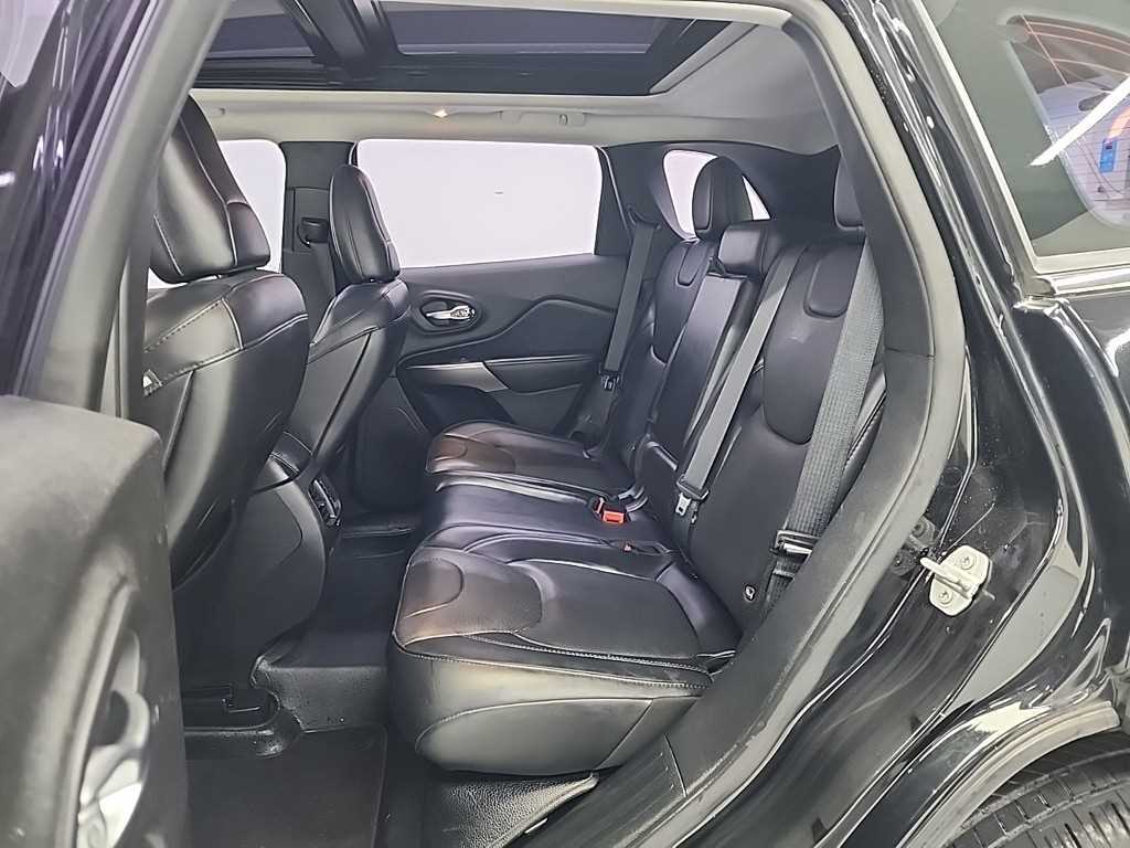 Jeep Cherokee - Vista 12