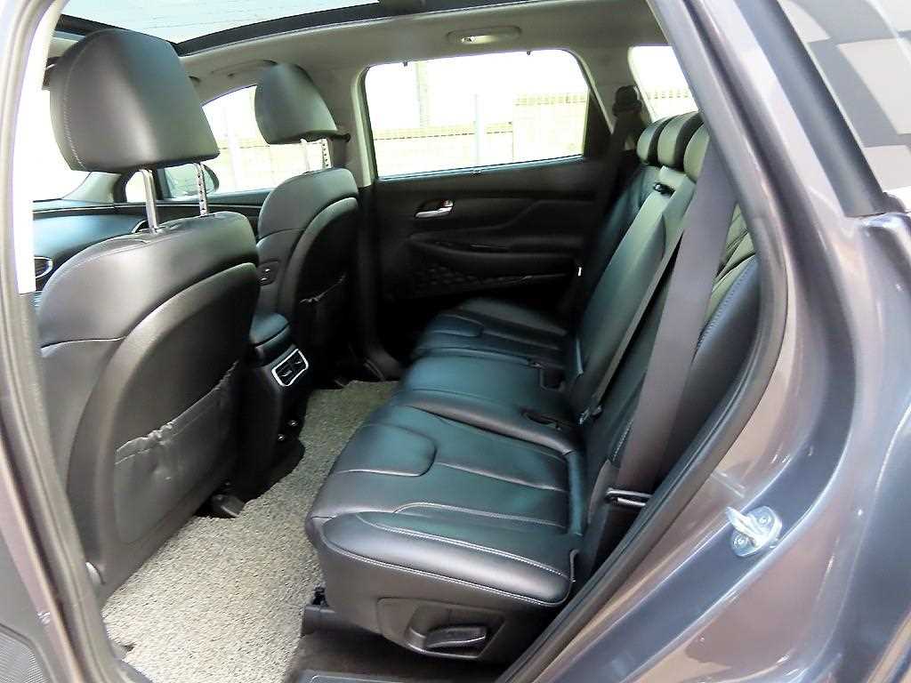 HYUNDAI Santa Fe - Vista 6