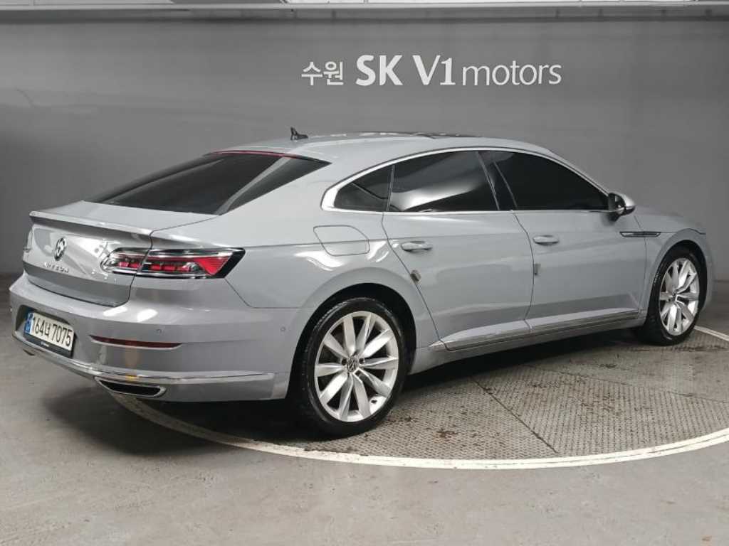 Volkswagen Arteon - Vista 4