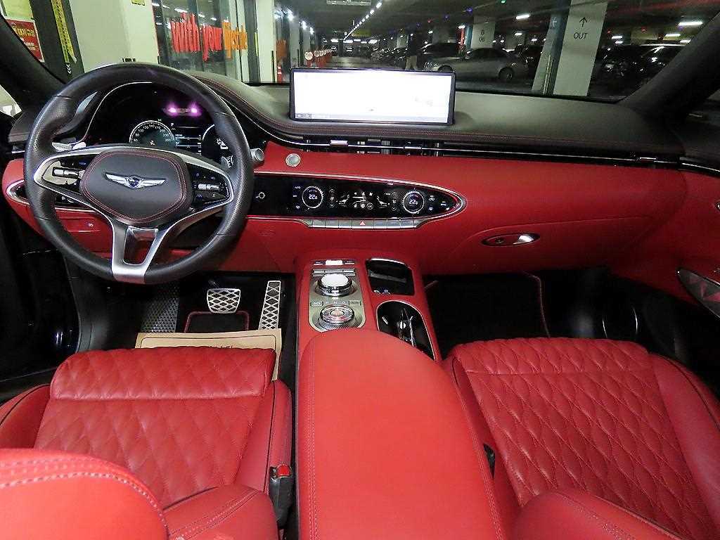 Genesis GV70 - Vista 10