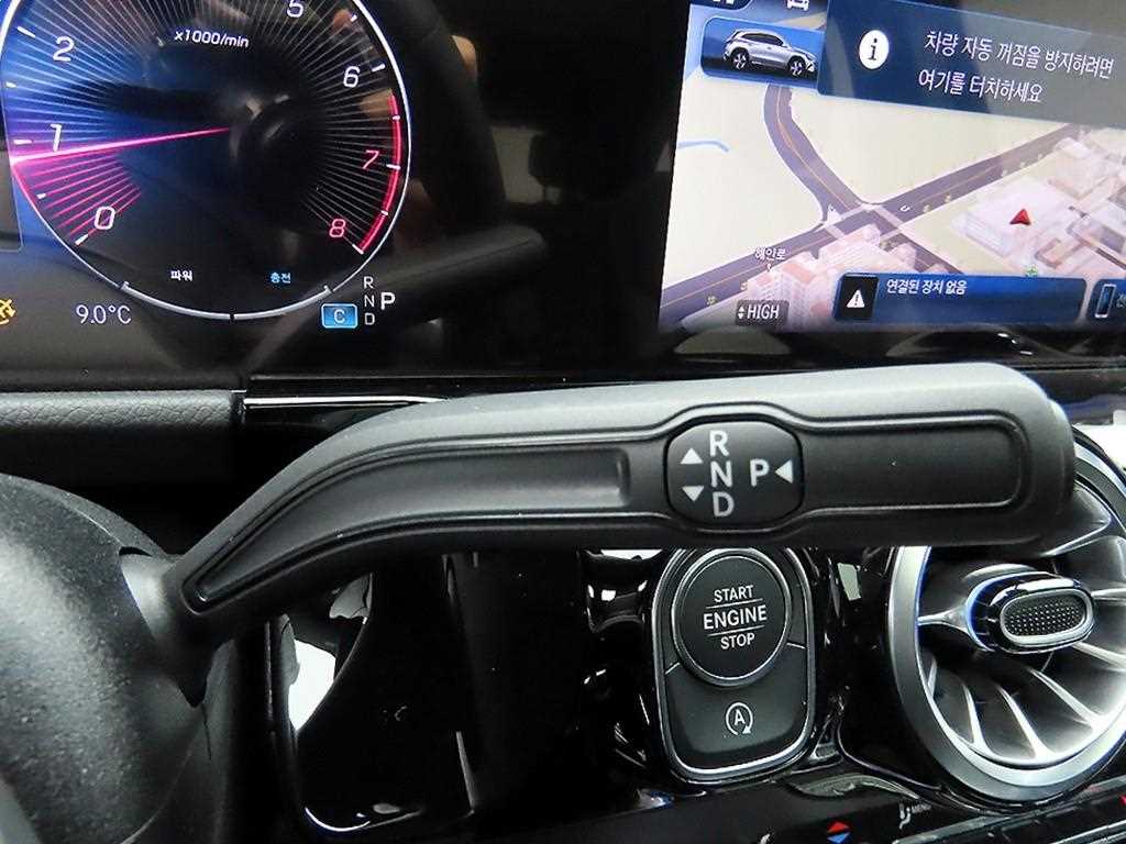 Mercedes Benz GLA Class - Vista 9