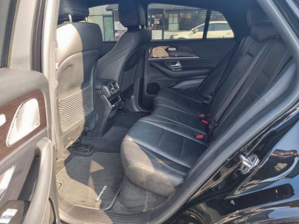 Mercedes Benz GLE Class - Vista 3