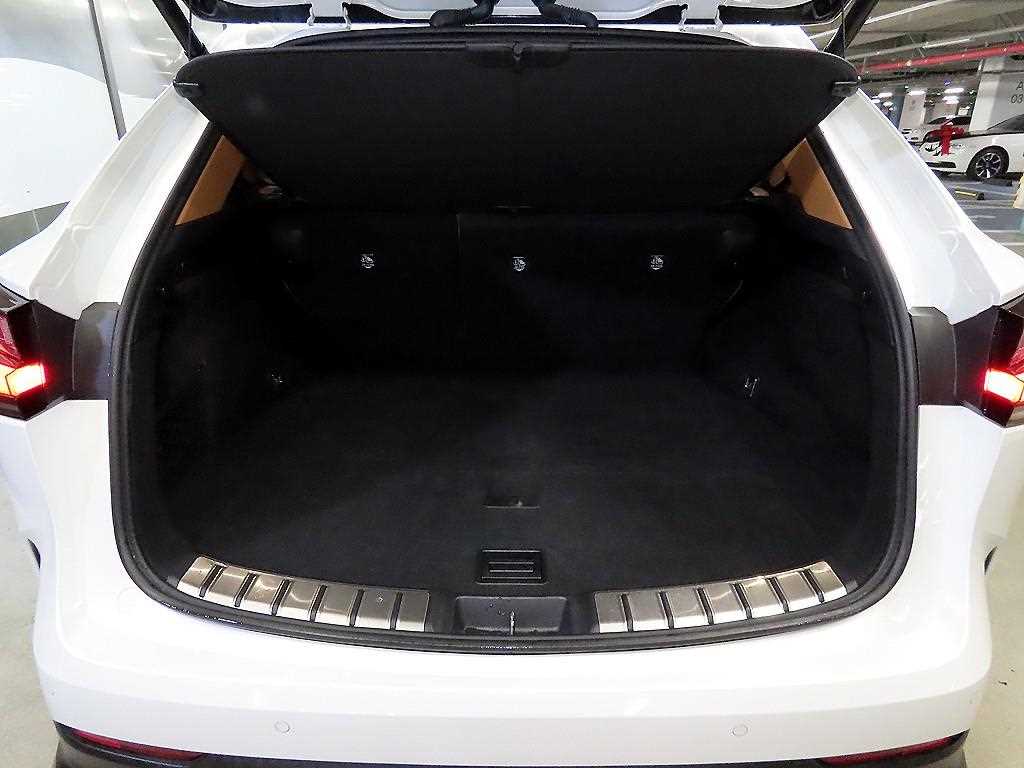 Lexus NX 2025 Blanco - Importación desde Corea - HF Imports Iquique - Foto 17