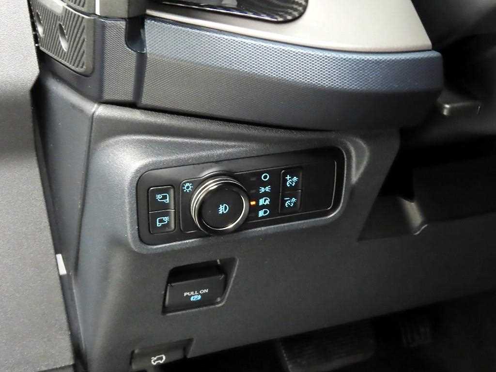 Ford Bronco - Vista 10