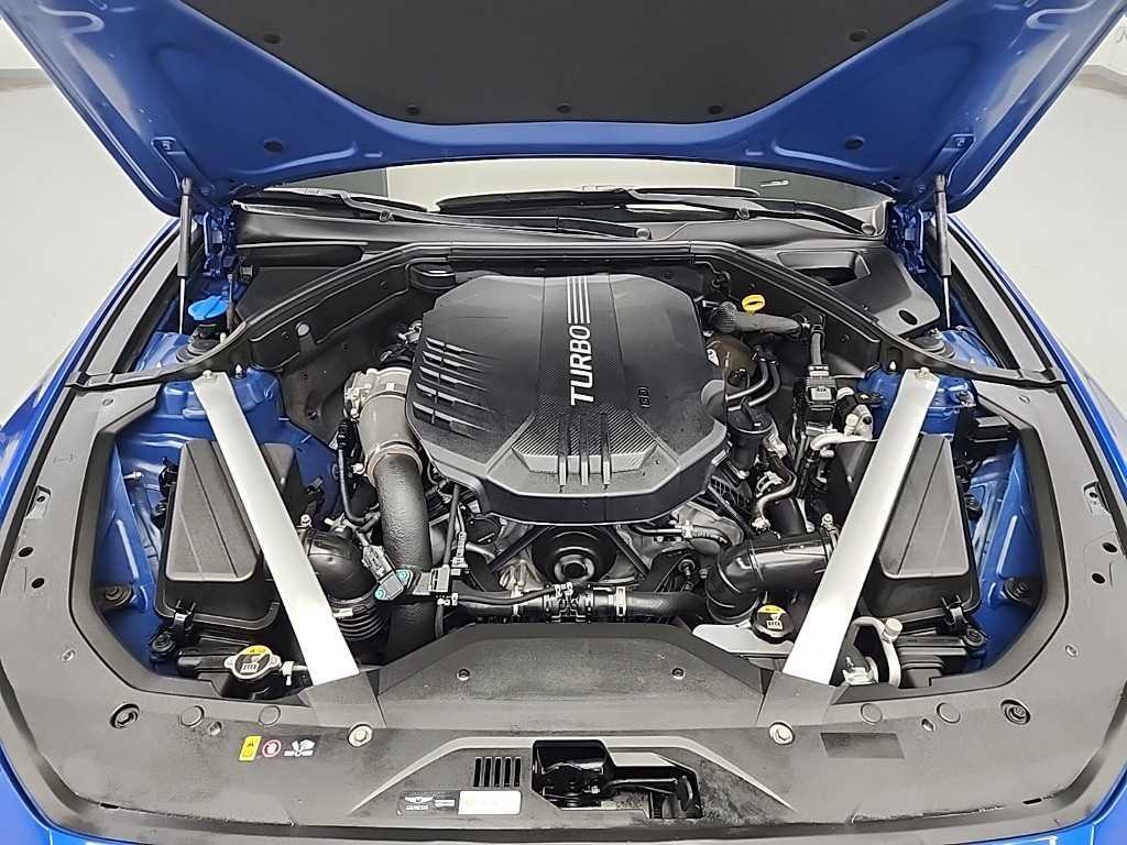 Genesis G70 - Vista 5