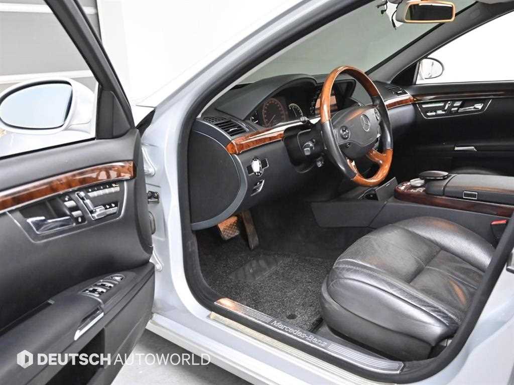 Mercedes Benz S Class - Vista 11