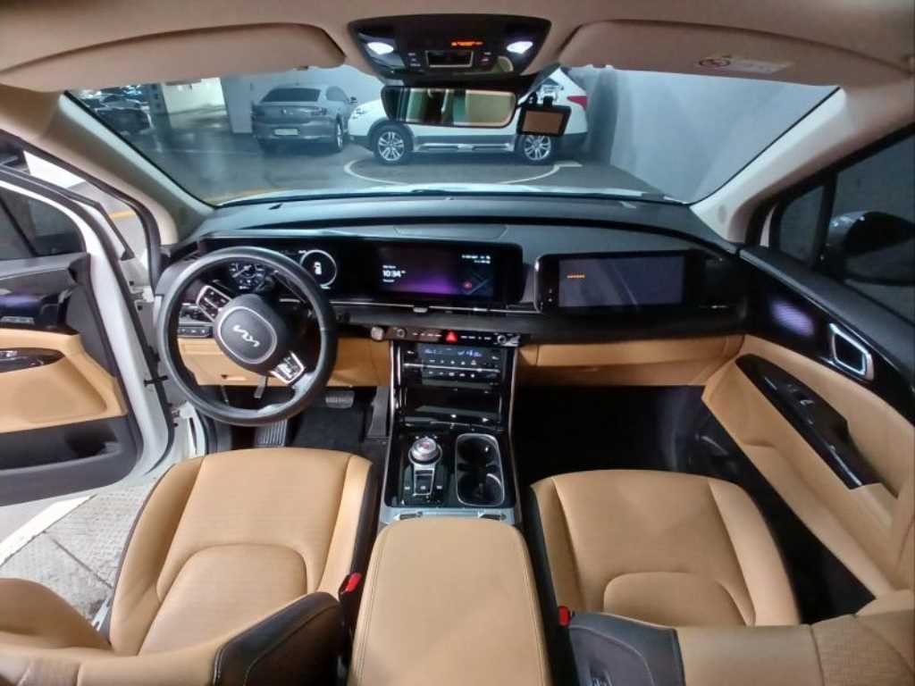 KIA Carnival - Vista 6