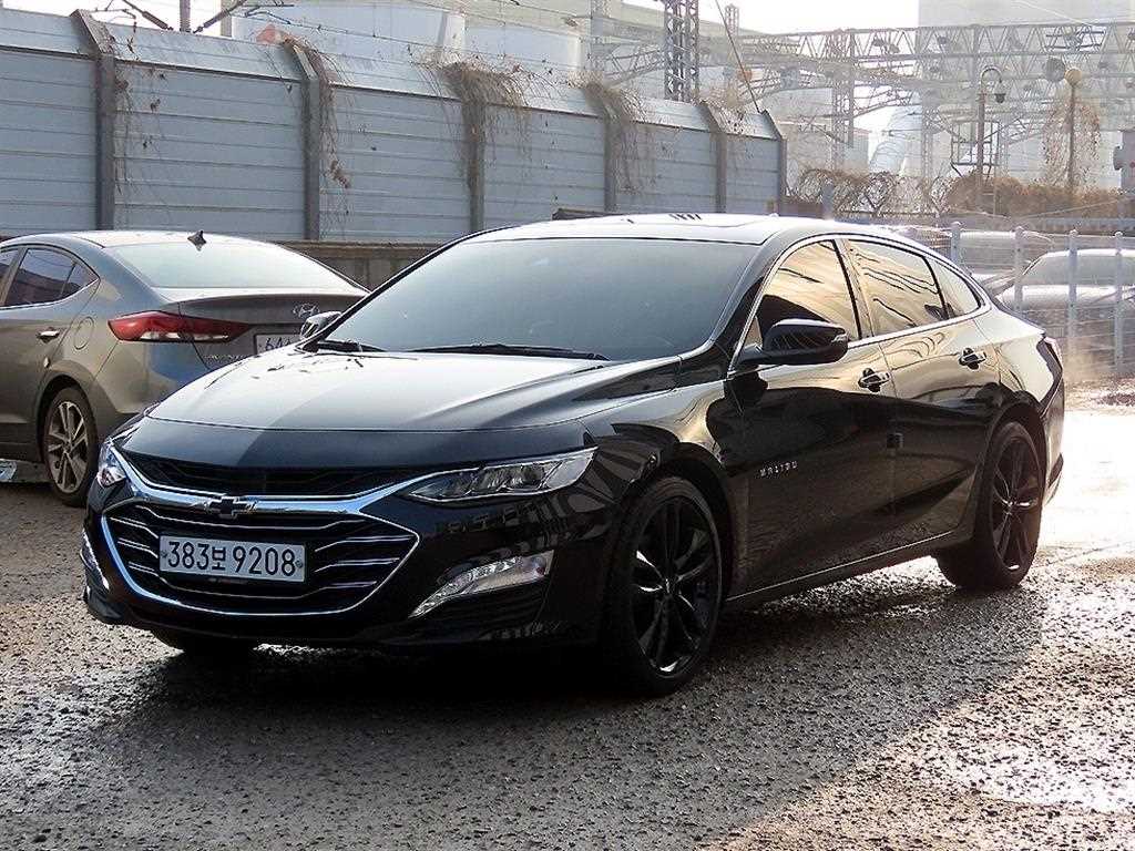 Chevrolet Malibu - Vista 2