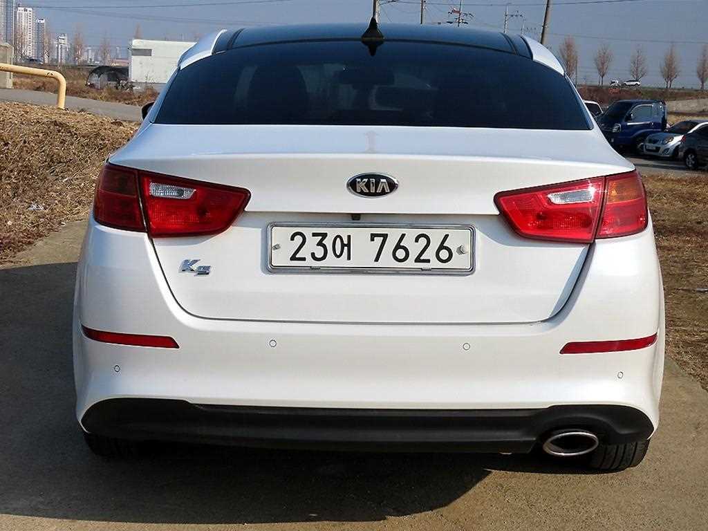 KIA K5 - Vista 4