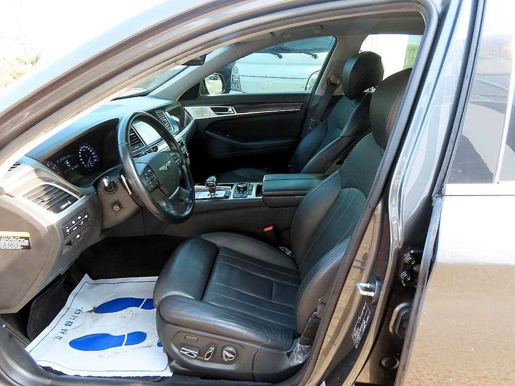 Genesis G80 - Vista 5