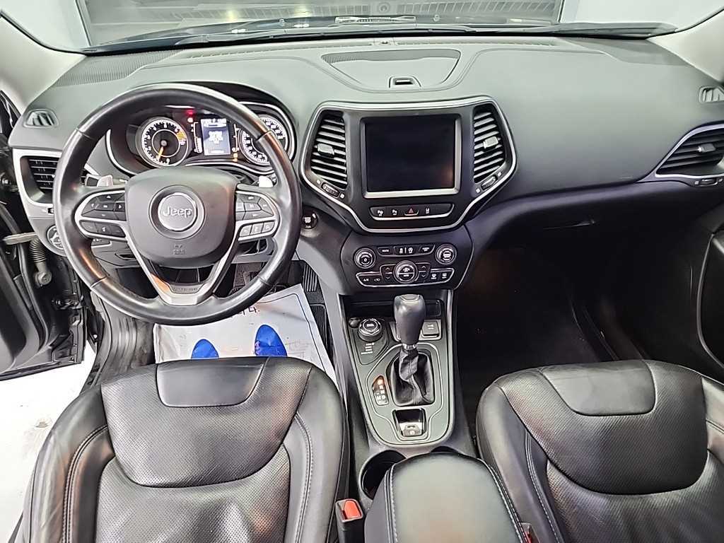 Jeep Cherokee - Vista 7