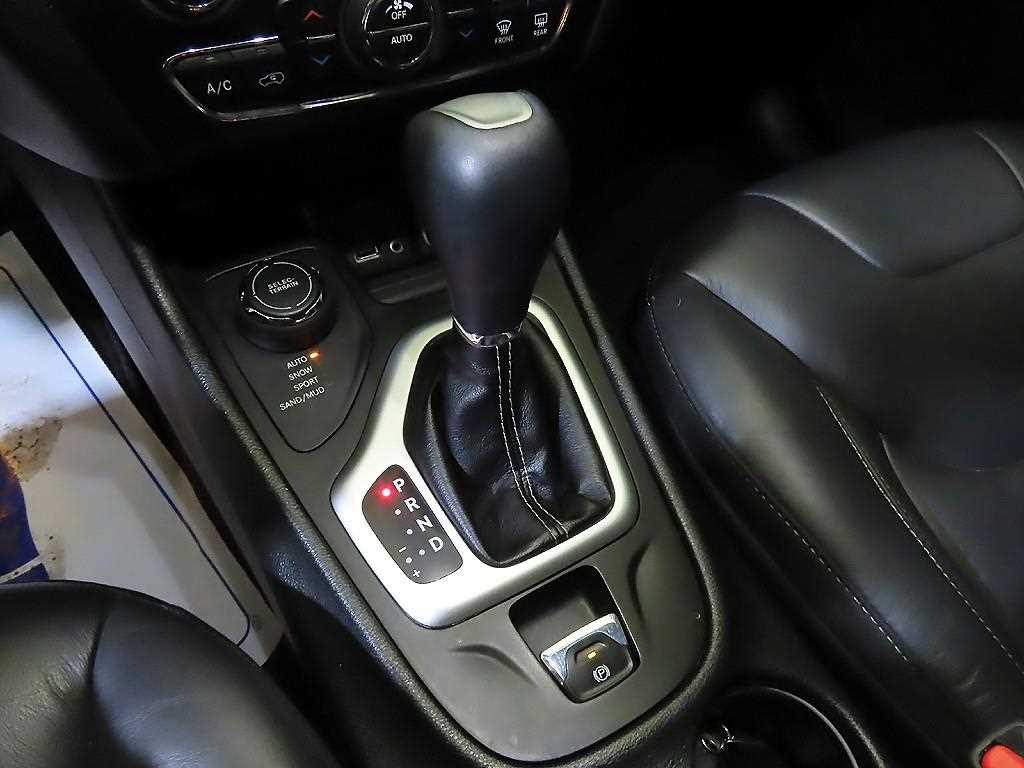 Jeep Cherokee - Vista 12