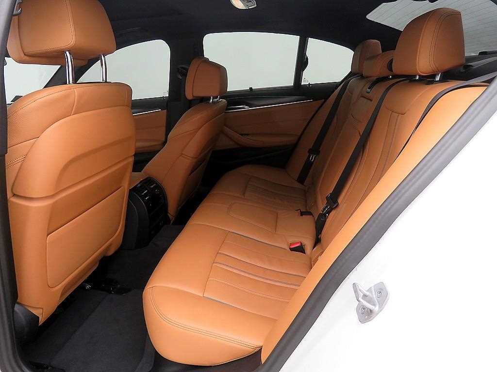 BMW 5 Series - Vista 7