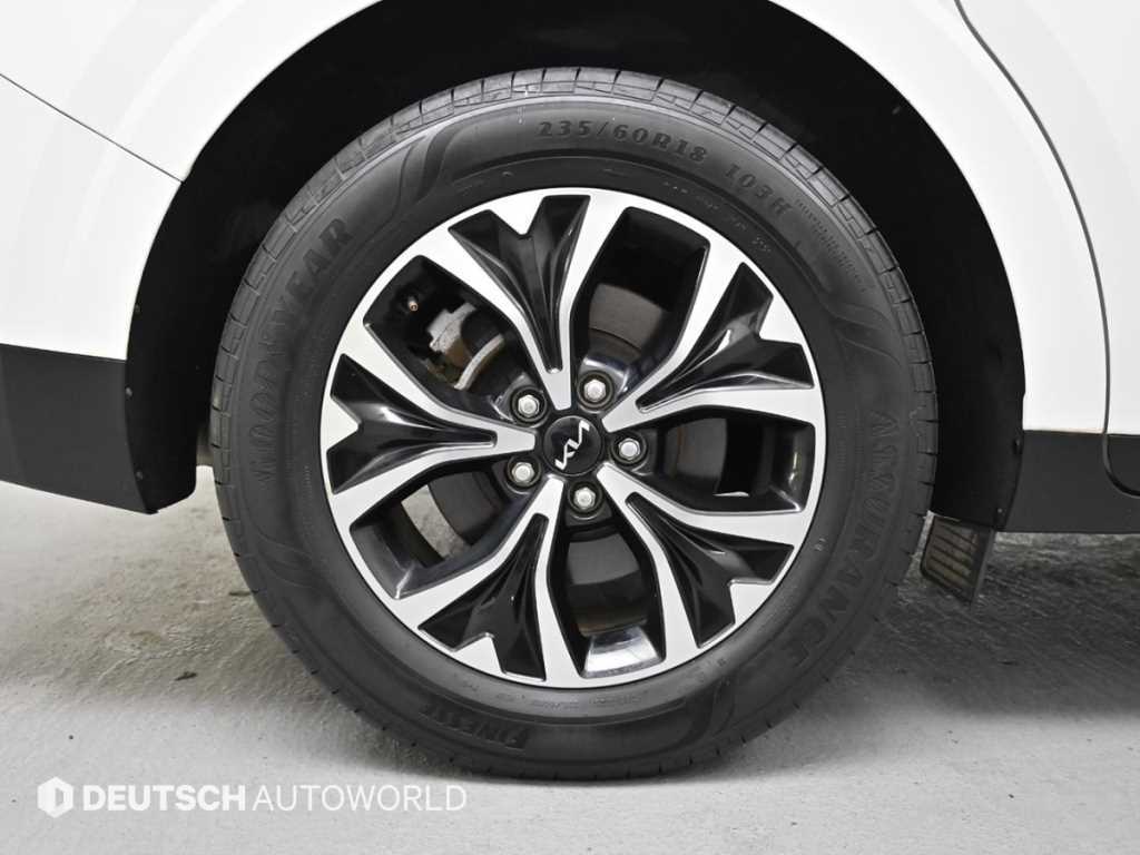 KIA Carnival - Vista 5