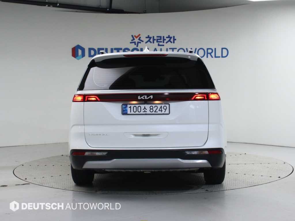 KIA Carnival - Vista 4