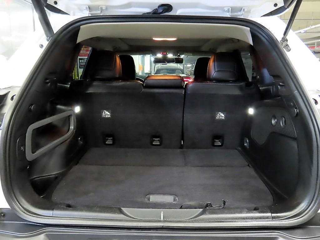 Jeep Cherokee 2018 Blanco - Importación desde Corea - HF Imports Iquique - Foto 17