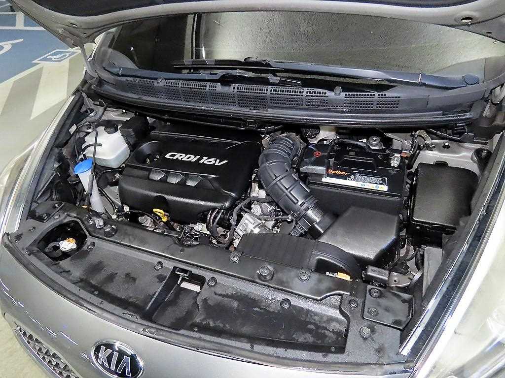 KIA Carens 2015 Gris - Importación desde Corea - HF Imports Iquique - Foto 19