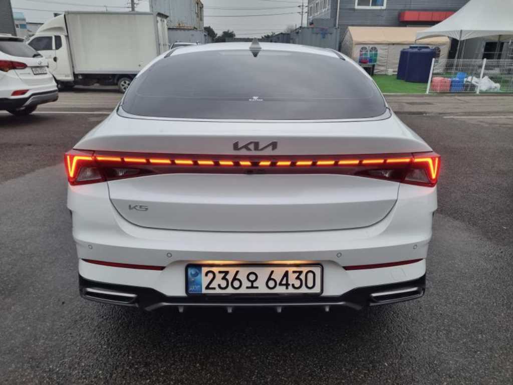 KIA K5 - Vista 5