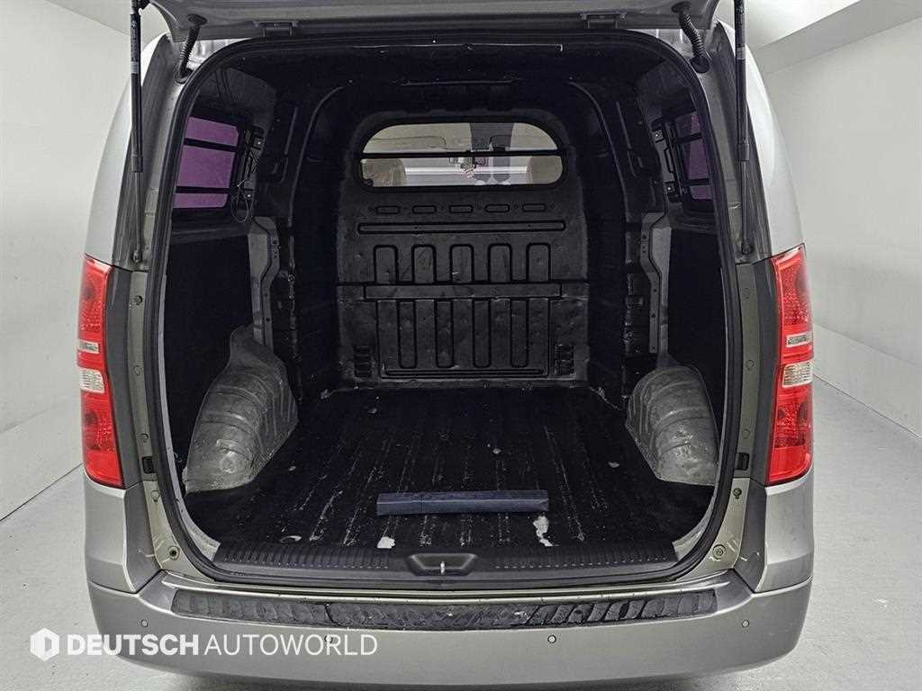 HYUNDAI Starex 2017 Plateado - Importación desde Corea - HF Imports Iquique - Foto 20