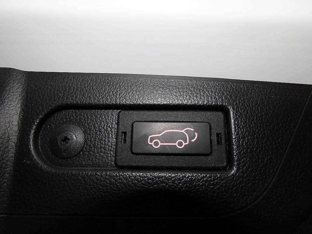 Ssangyong Rexton 2021 Blanco - Importación desde Corea - HF Imports Iquique - Foto 15