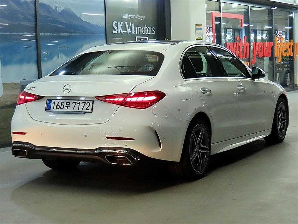 Mercedes Benz C Class - Vista 4