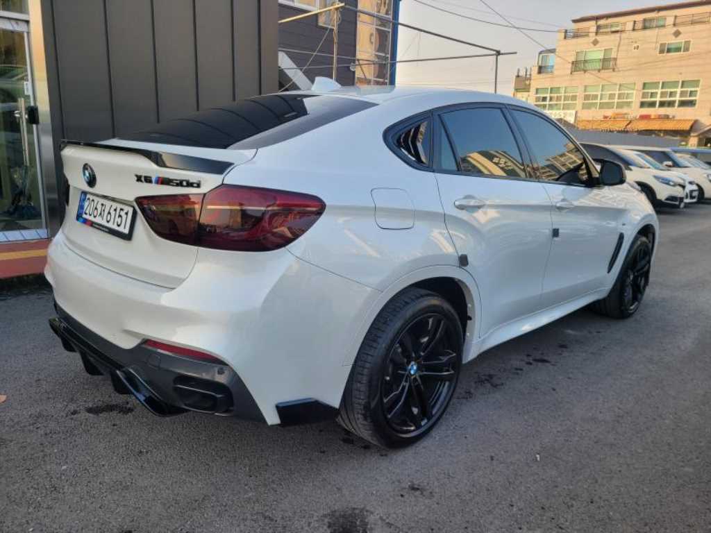 BMW X6 - Vista 5