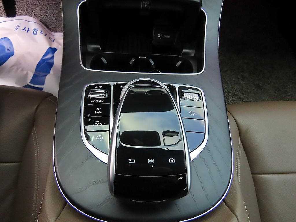 Mercedes Benz E class 2020 Blanco - Importación desde Corea - HF Imports Iquique - Foto 13