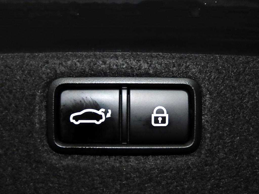 Genesis G80 2017 Negro - Importación desde Corea - HF Imports Iquique - Foto 17