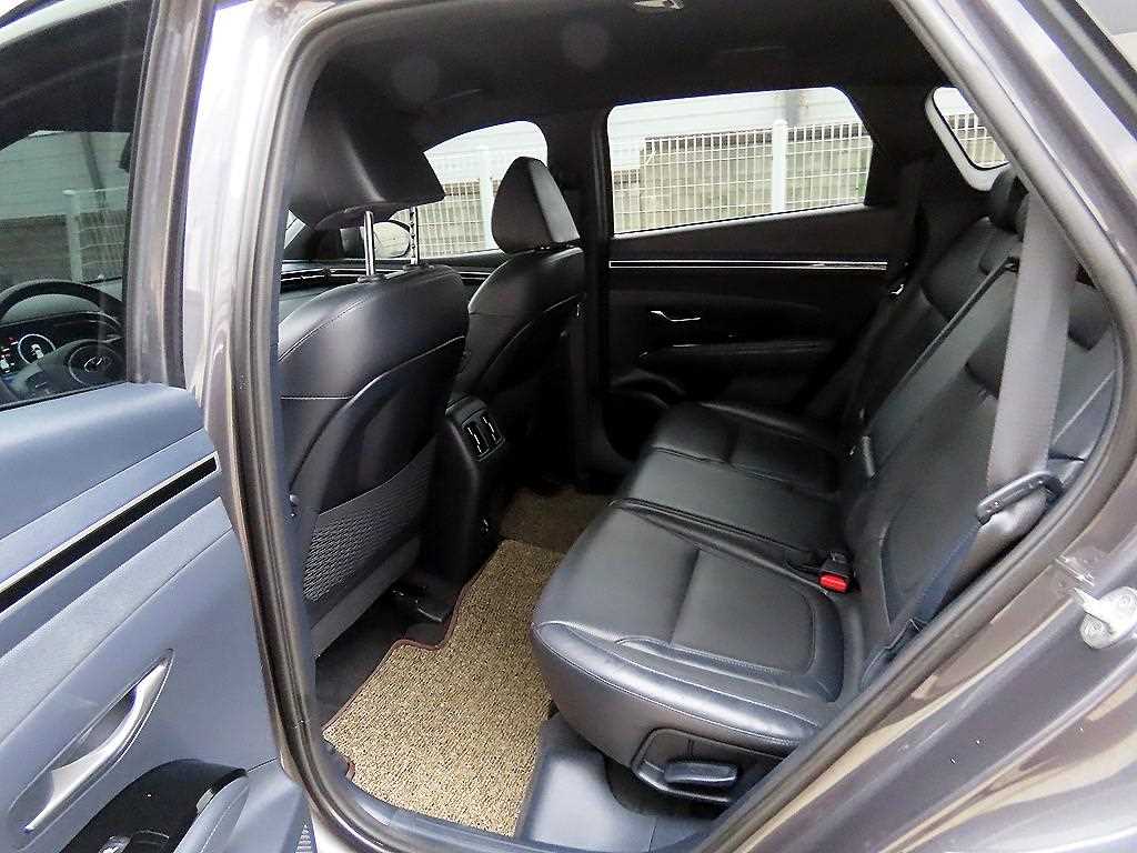 HYUNDAI Tucson - Vista 6