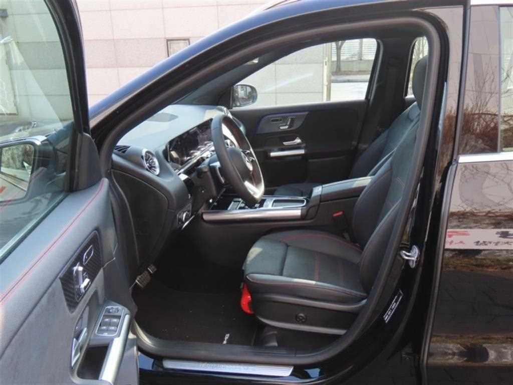 Mercedes Benz GLA Class 2025 - Importación desde Corea - HF Imports Iquique - Foto 13