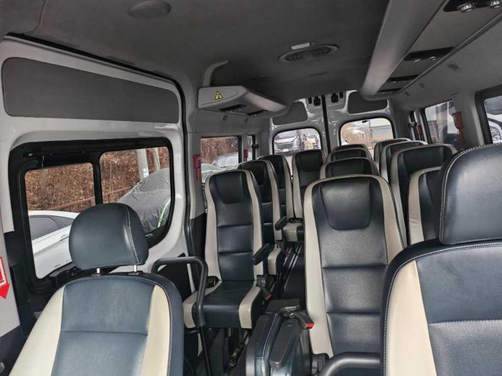 HYUNDAI Solati 2018 Blanco - Importación desde Corea - HF Imports Iquique - Foto 16