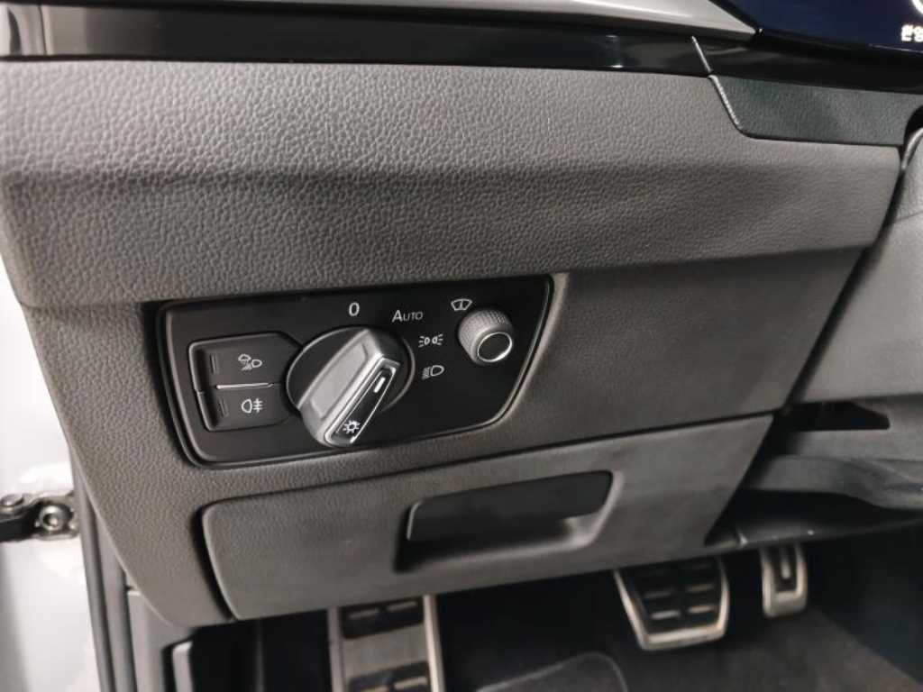 Volkswagen Arteon - Vista 12