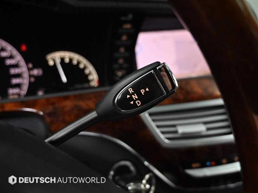 Mercedes Benz S Class - Vista 9