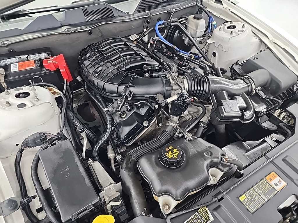 Ford Mustang - Vista 5