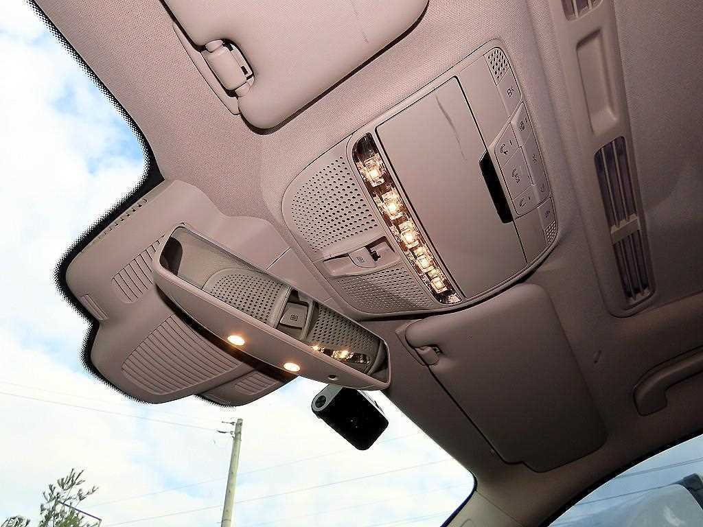 Mercedes Benz E class 2018 Azul - Importación desde Corea - HF Imports Iquique - Foto 15