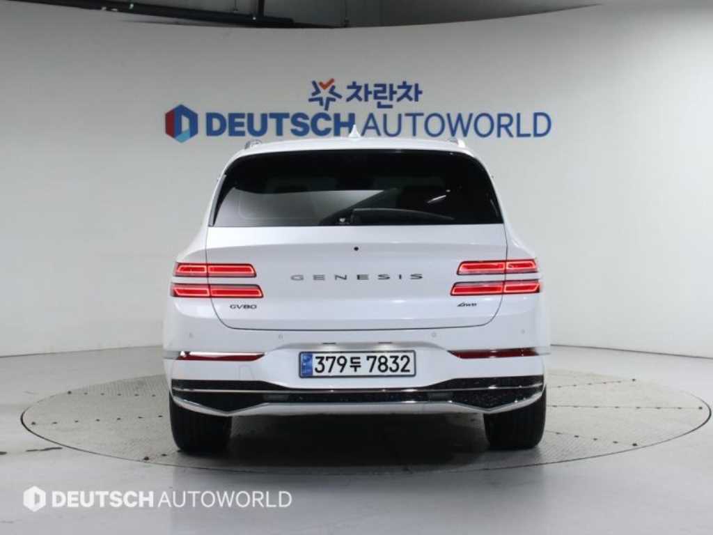 Genesis GV80 - Vista 4