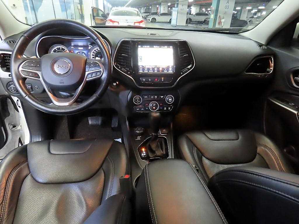 Jeep Cherokee - Vista 10