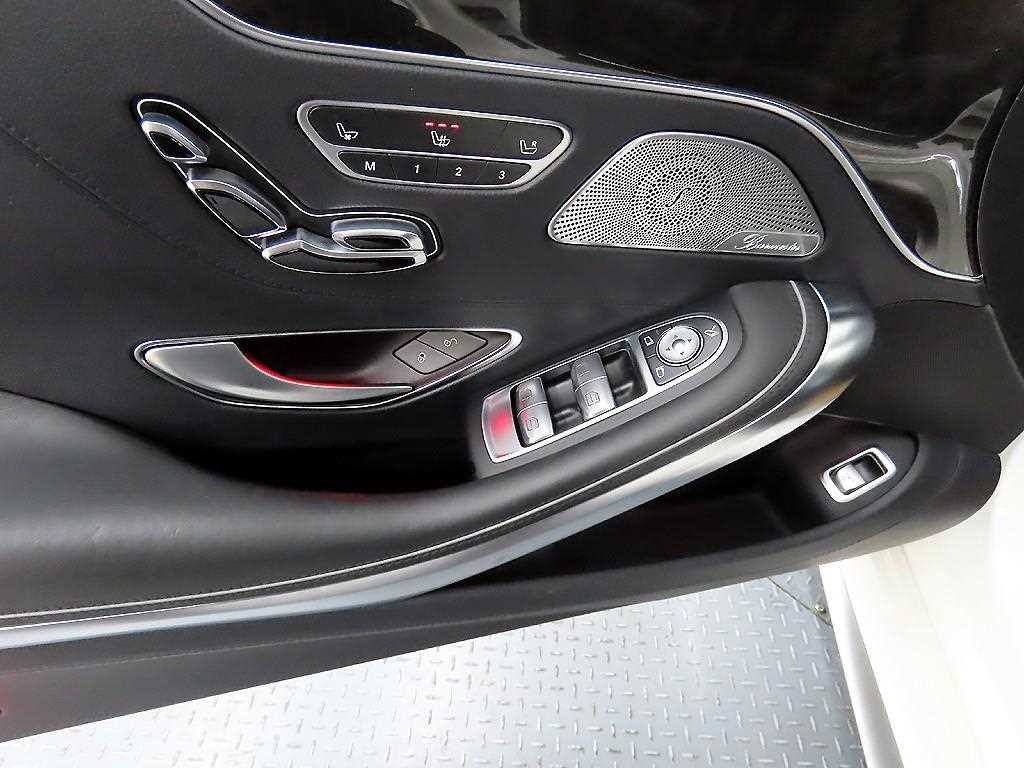 Mercedes Benz S Class - Vista 11