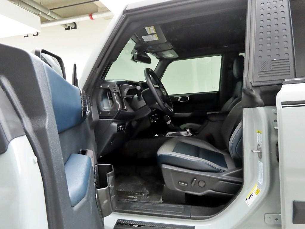 Ford Bronco 2023 Gris - Importación desde Corea - HF Imports Iquique - Foto 13