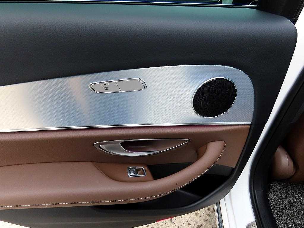 Mercedes Benz E class 2020 Blanco - Importación desde Corea - HF Imports Iquique - Foto 15