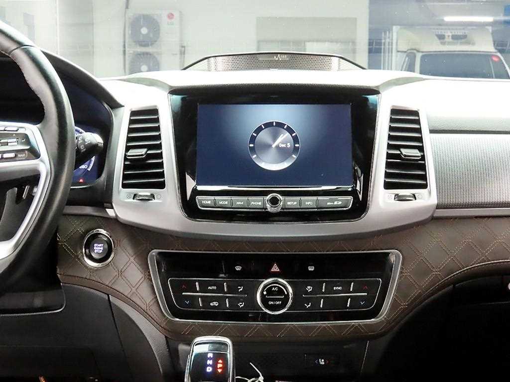 Ssangyong Rexton - Vista 9