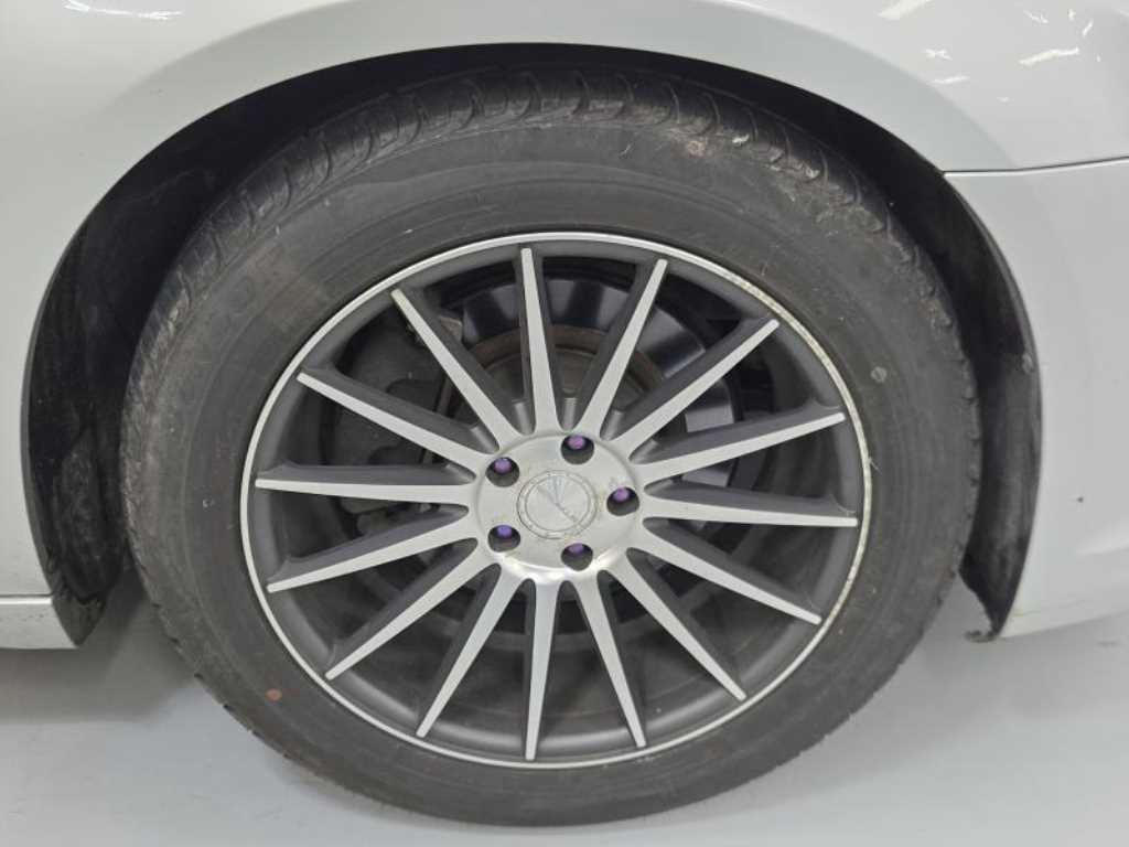 Chrysler 300C - Vista 5