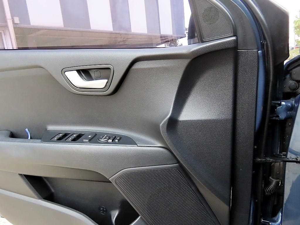 KIA Stonic - Vista 11