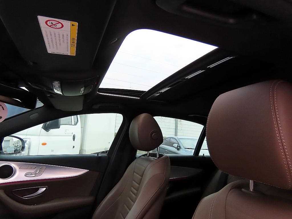 Mercedes Benz E class 2020 Blanco - Importación desde Corea - HF Imports Iquique - Foto 17