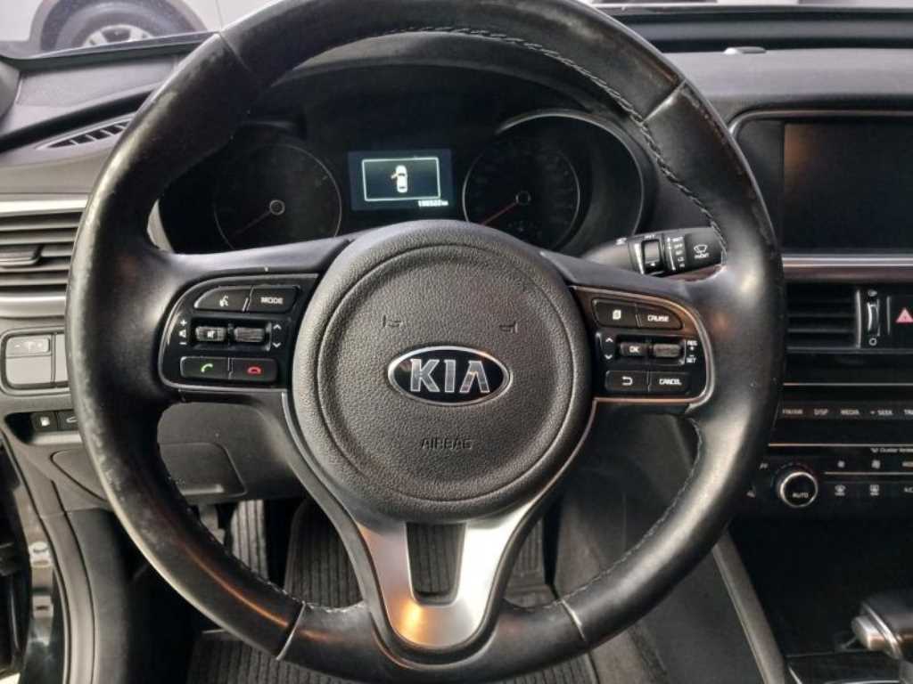 KIA K5 - Vista 11