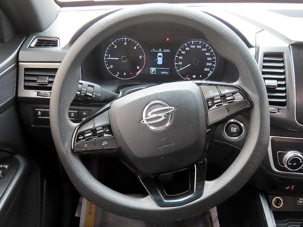 Ssangyong Rexton - Vista 8